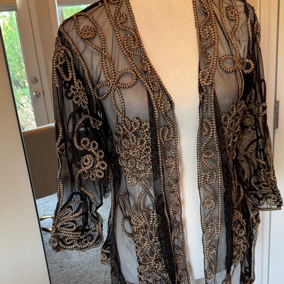 Elegant Black and Gold Embroidered Women's Jacket - Picture 2 of 4